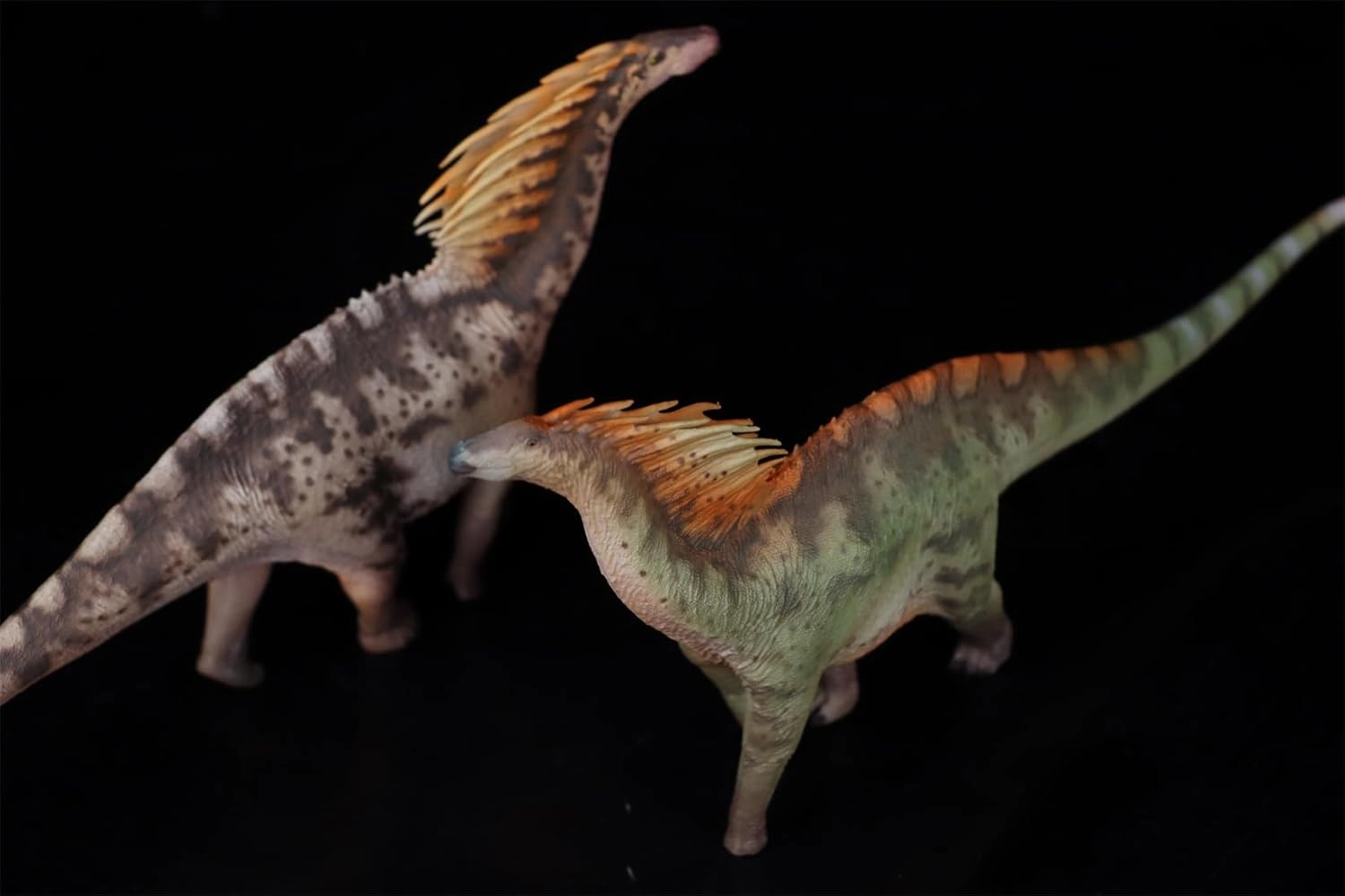 1:35 Scale Amargasaurus Model Dinosaur Figure Collecor Home Decor Gift (Brown with Box)