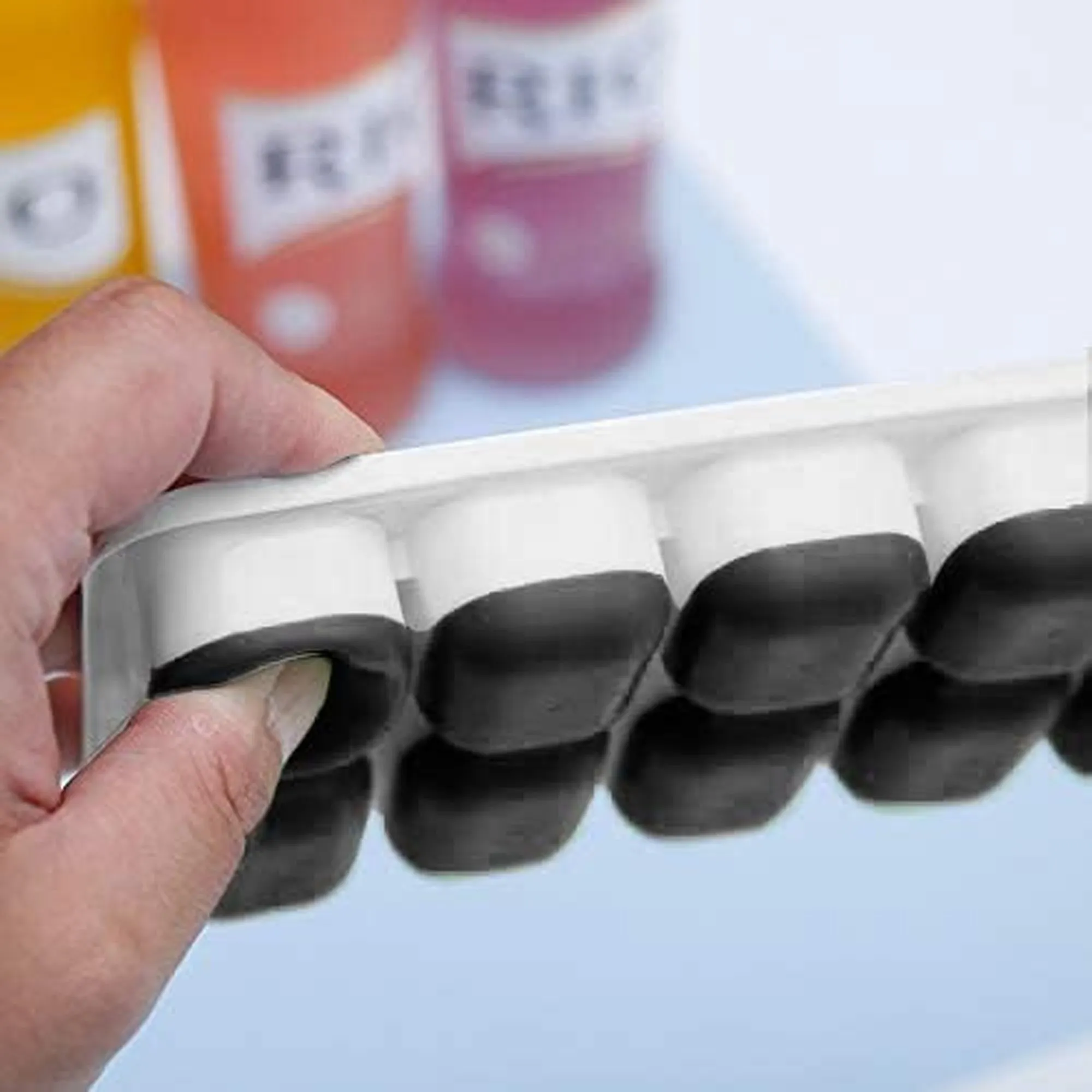 2 Pack Silicone stackable Ice Cube Trays - (White Black)