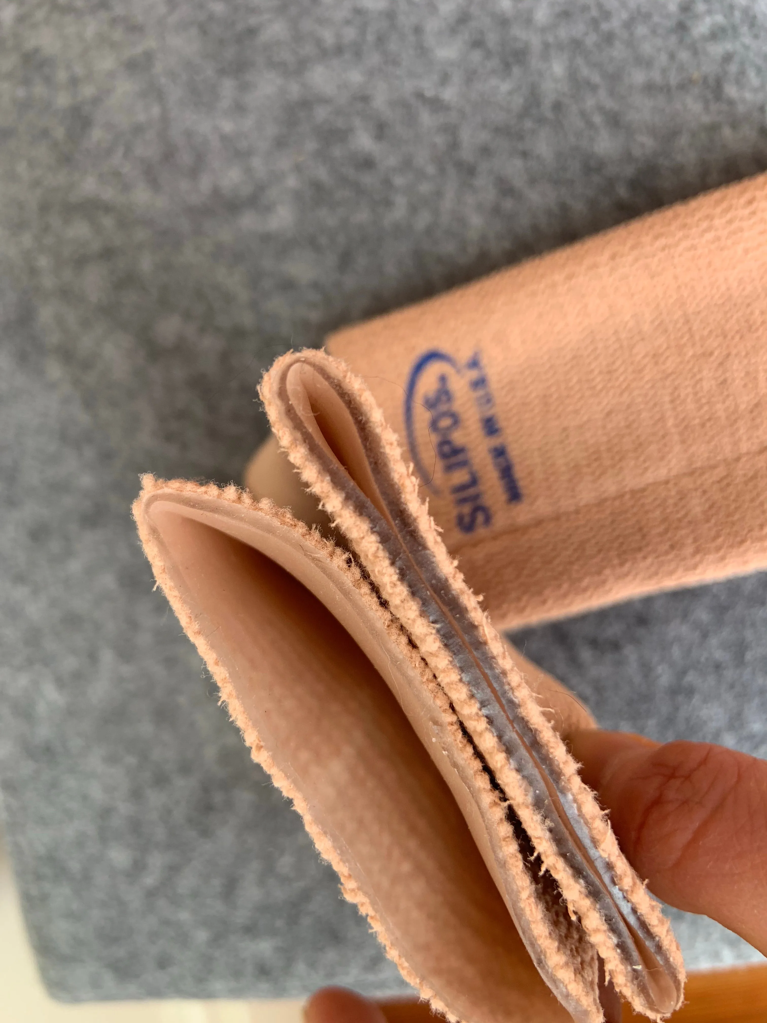 3" x 5” Gel Tubing, Bunga Pads Ankle Sleeves, come as a pair. Thickness 3mm (standard)