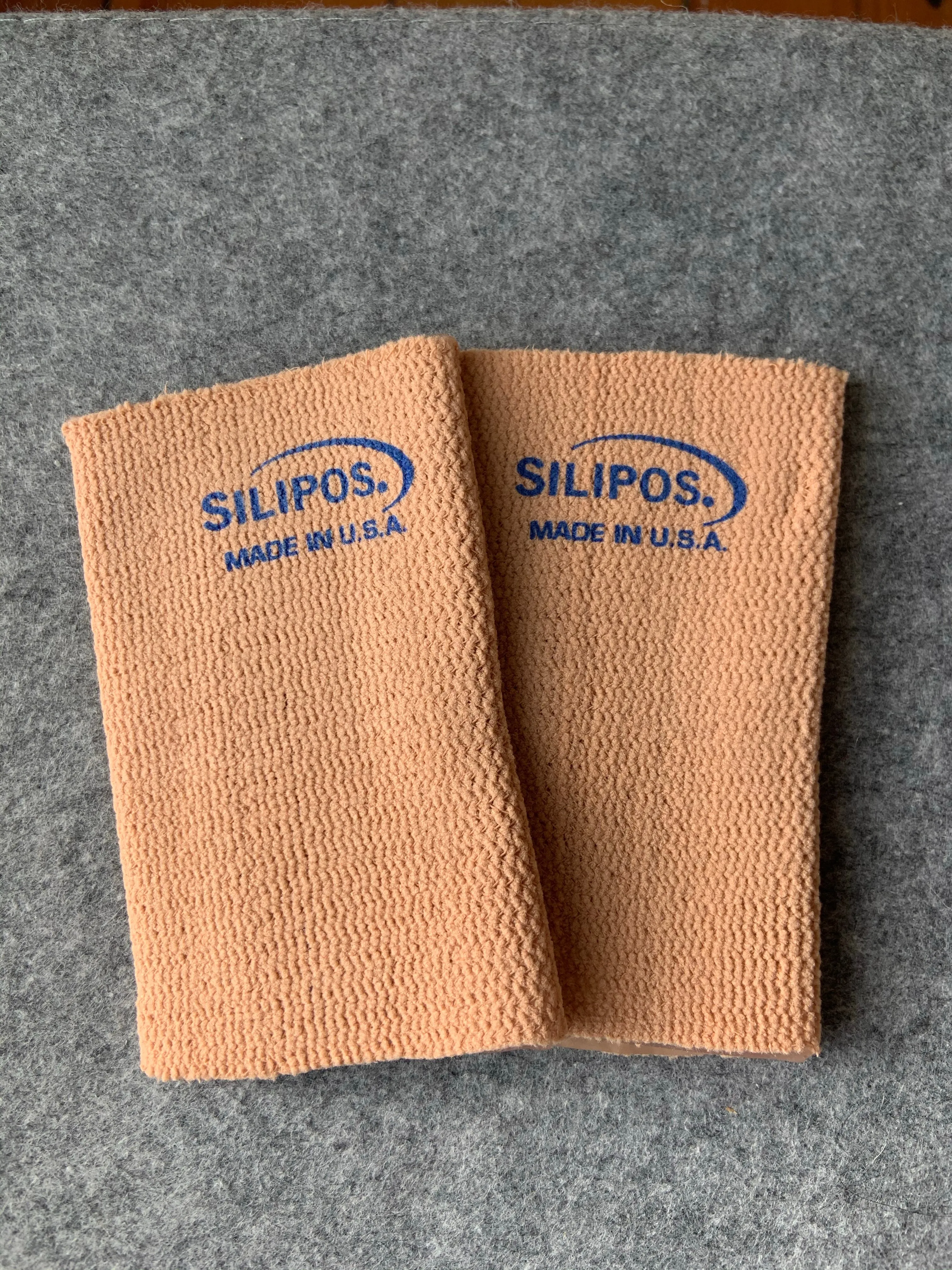 3" x 5” Gel Tubing, Bunga Pads Ankle Sleeves, come as a pair. Thickness 3mm (standard)