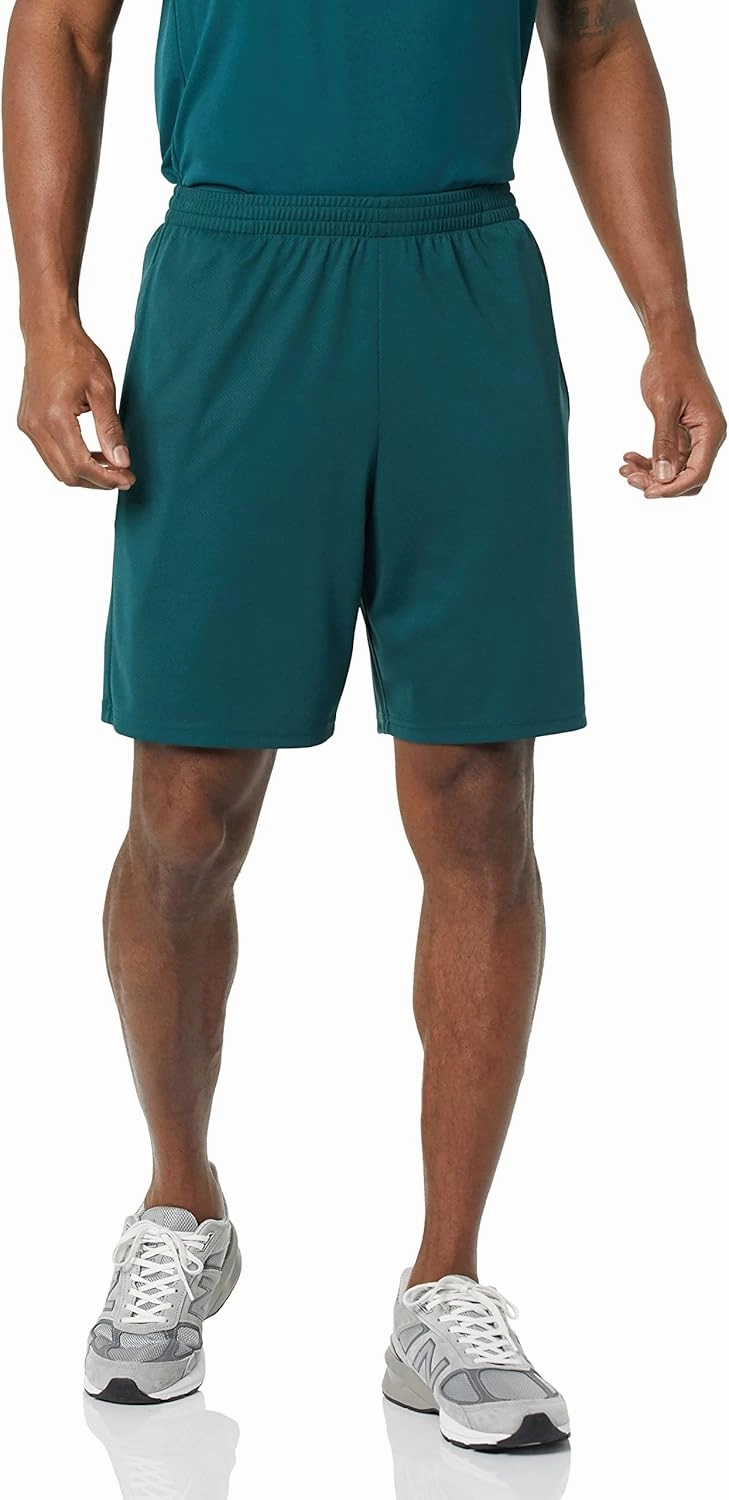 Amazon Essentials Men's Performance Tech Loose-Fit Shorts (Available in Big & Tall), Pack of 2