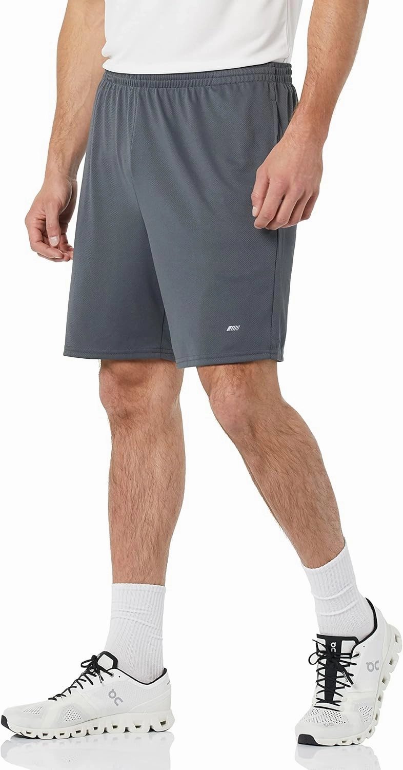 Amazon Essentials Men's Performance Tech Loose-Fit Shorts (Available in Big & Tall), Pack of 2