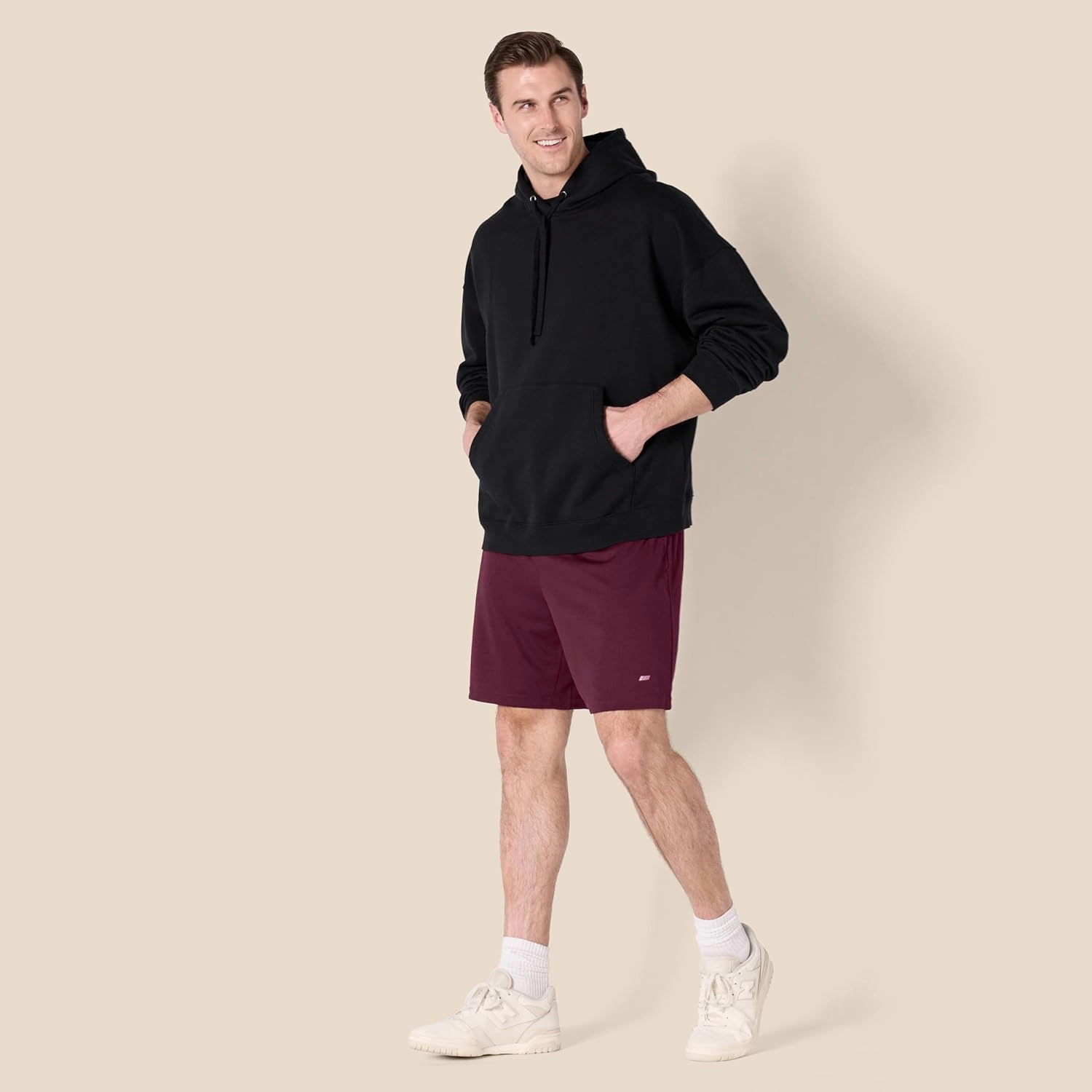 Amazon Essentials Men's Performance Tech Loose-Fit Shorts (Available in Big & Tall), Pack of 2