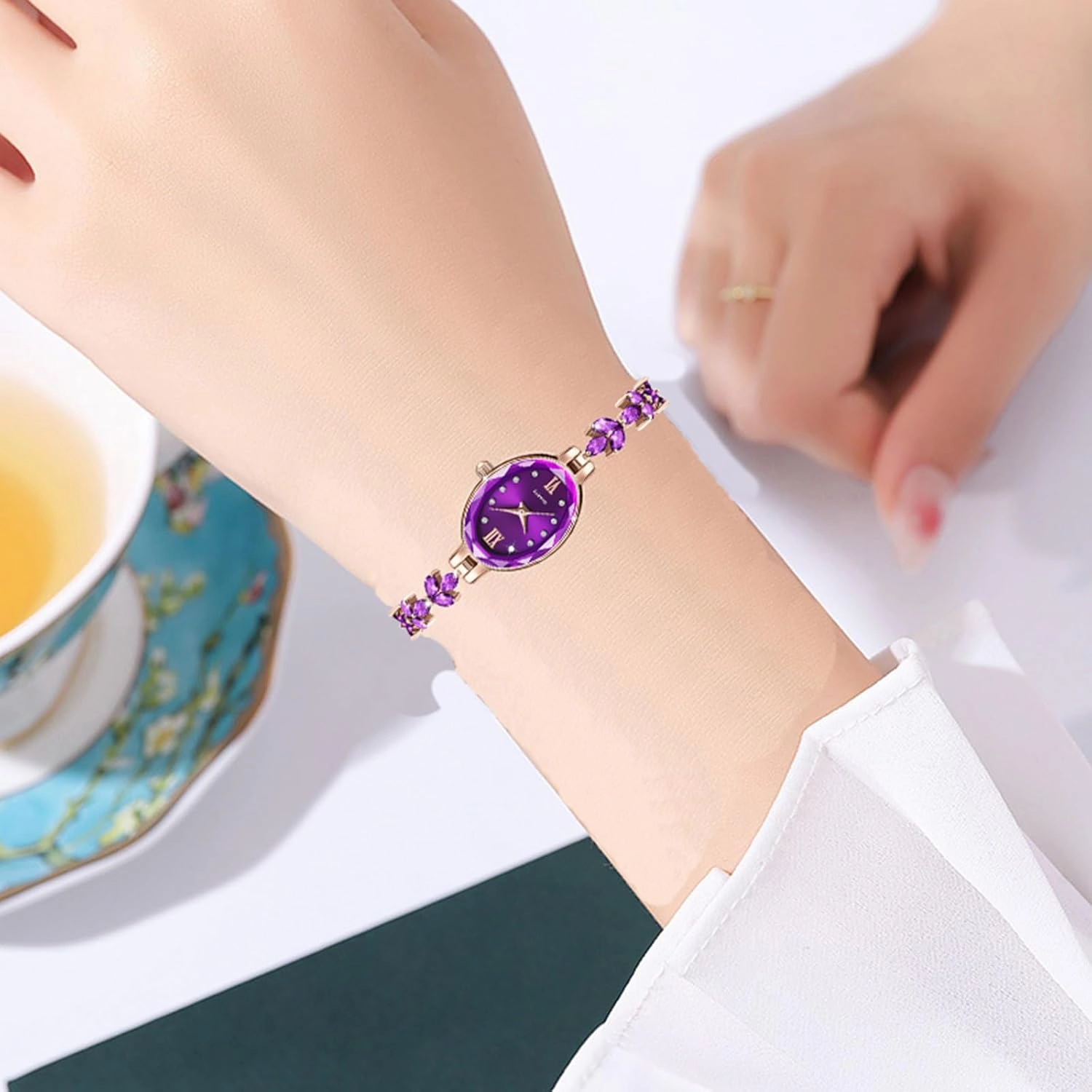 BESTKANG Women's Watch Luxury Petal Casual Bracelet Watch Simulated Quartz Watches for Women