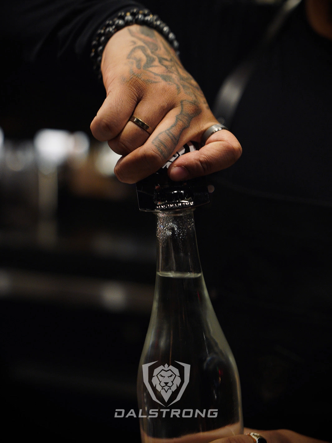 Bottle Opener with Stand | Black | Collector Set | Dalstrong ©