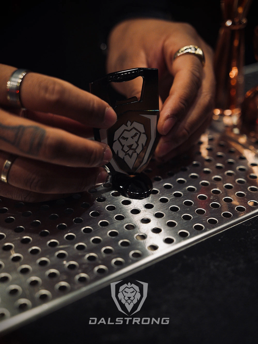 Bottle Opener with Stand | Black | Collector Set | Dalstrong ©