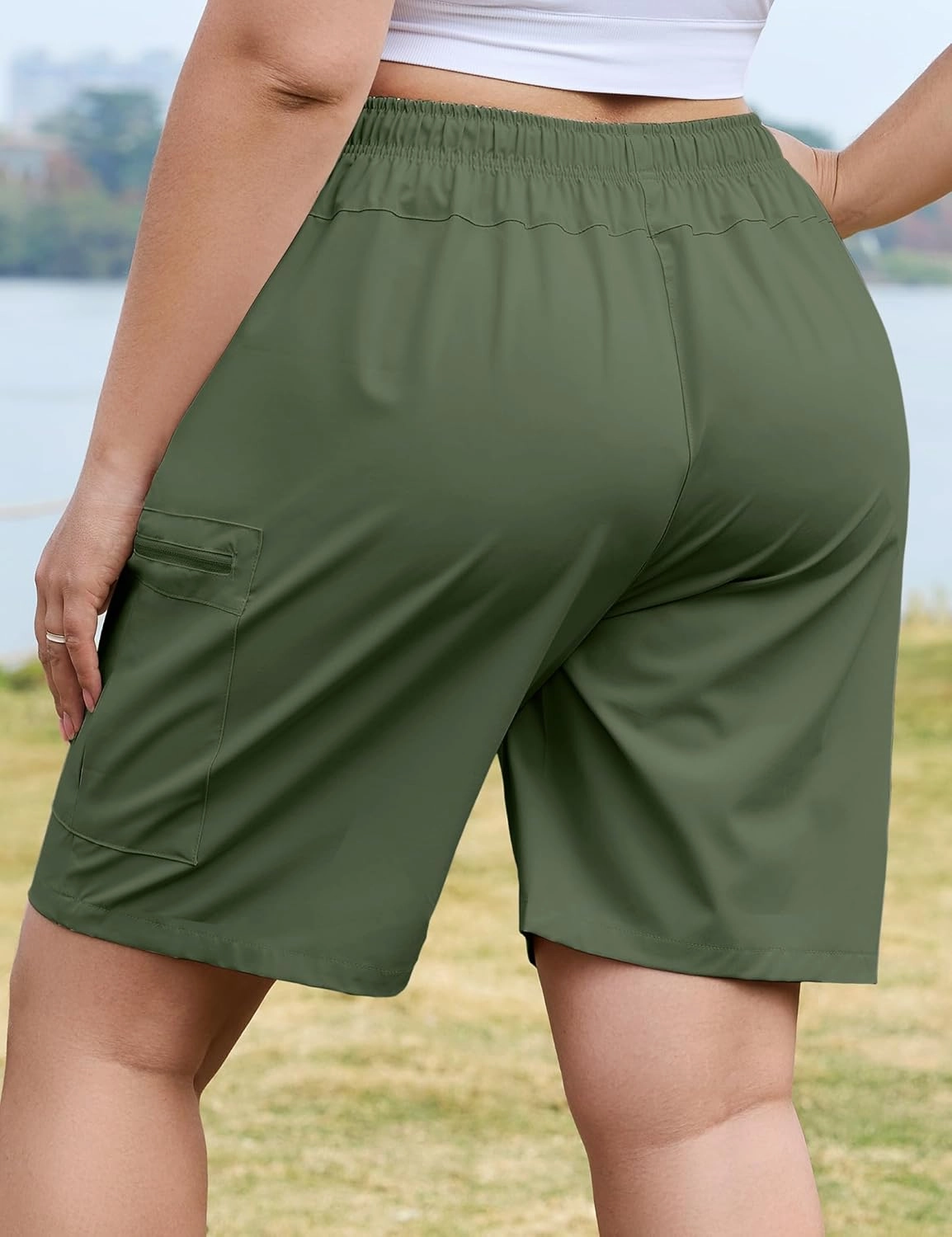COOTRY Women's Plus Size 9'' Hiking Cargo Shorts Quick Dry Athletic Travel Golf Bermuda Shorts with Zipper Pockets