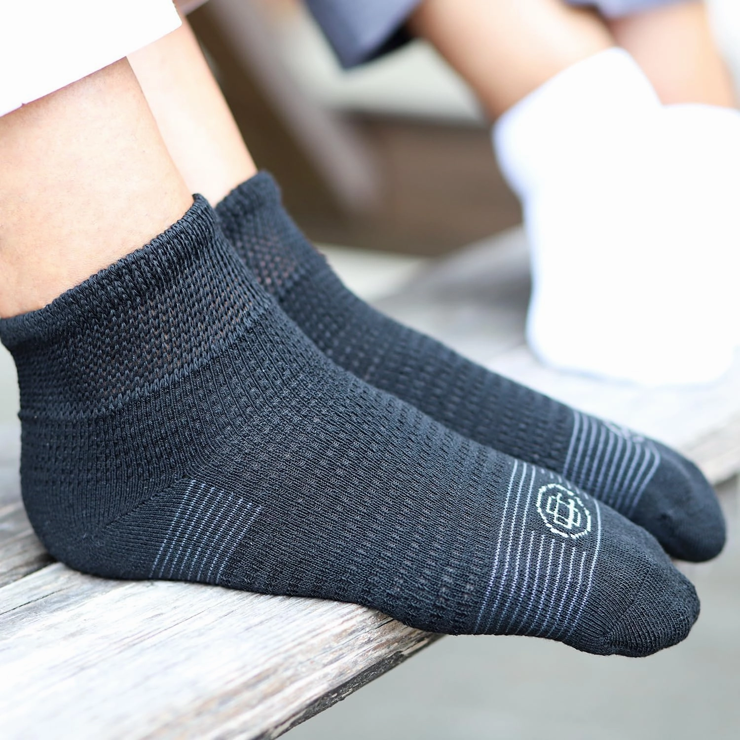 Doctor's Choice Diabetic Socks for Men, Seamless Socks with Non Binding Top, 4 Pairs, Large 9-12 & X-Large 13-15