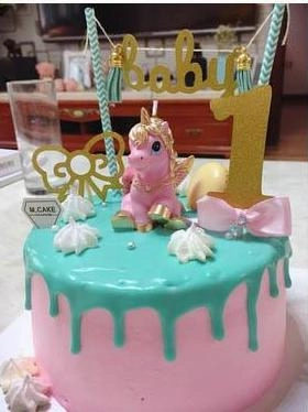 Golden Unicorn Candle