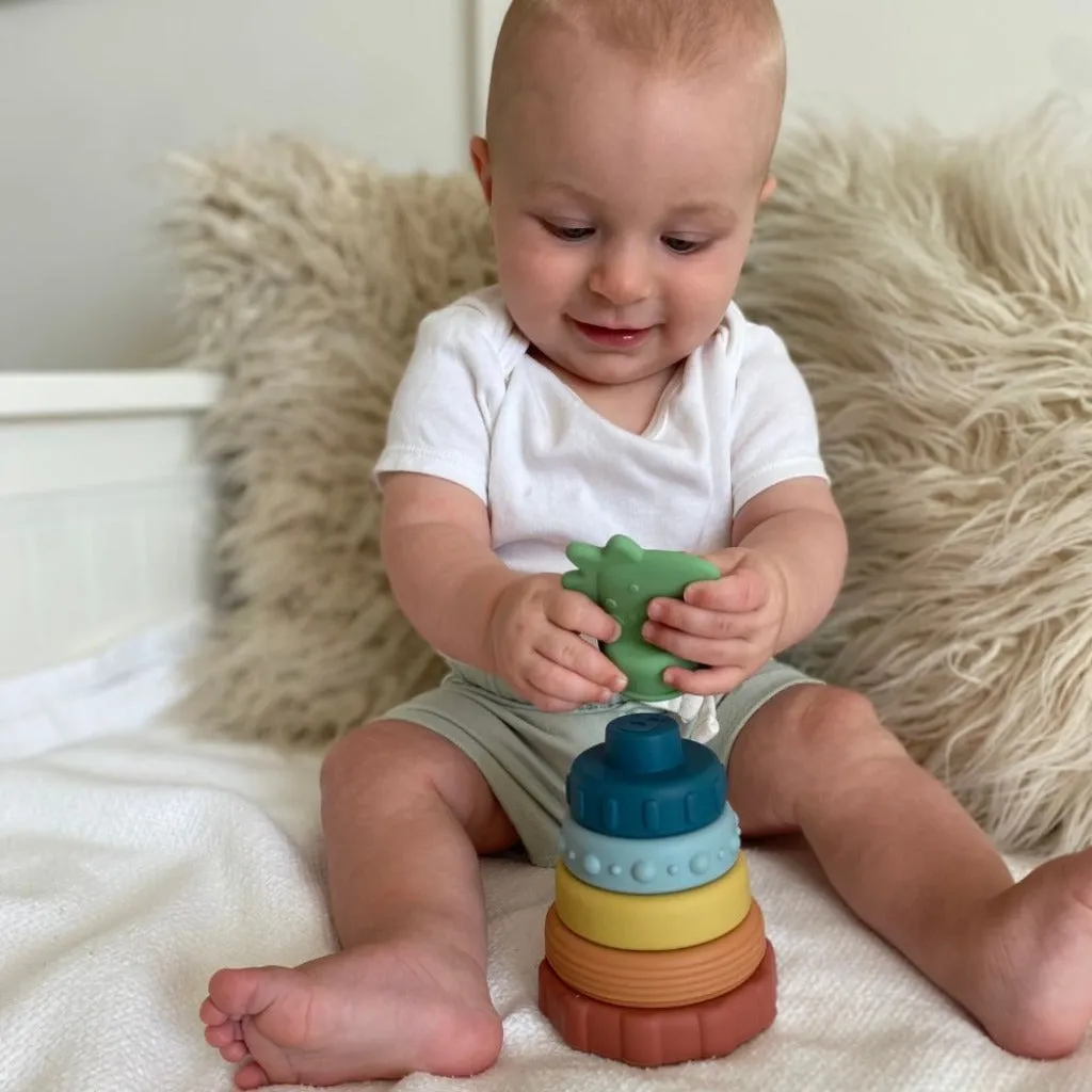 Itzy Stacker