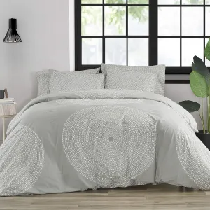 MARIMEKKO - King Comforter Set, Smooth Cotton Percale Bedding with Matching Shams, Medium Weight Home Decor (Fokus Grey, King)