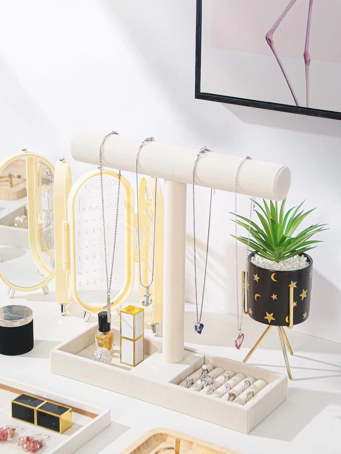 Multi-Use Jewelry Holder Stand, Necklace Bracelet Ring Organizer Stand, Scrunchie Watches Velvet Jewelry Holder Stand With Tray for Women Home Use(Beige Color)
