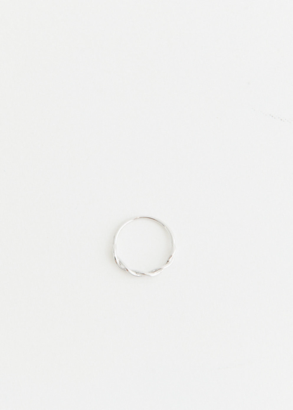 Slim Twist Ring
