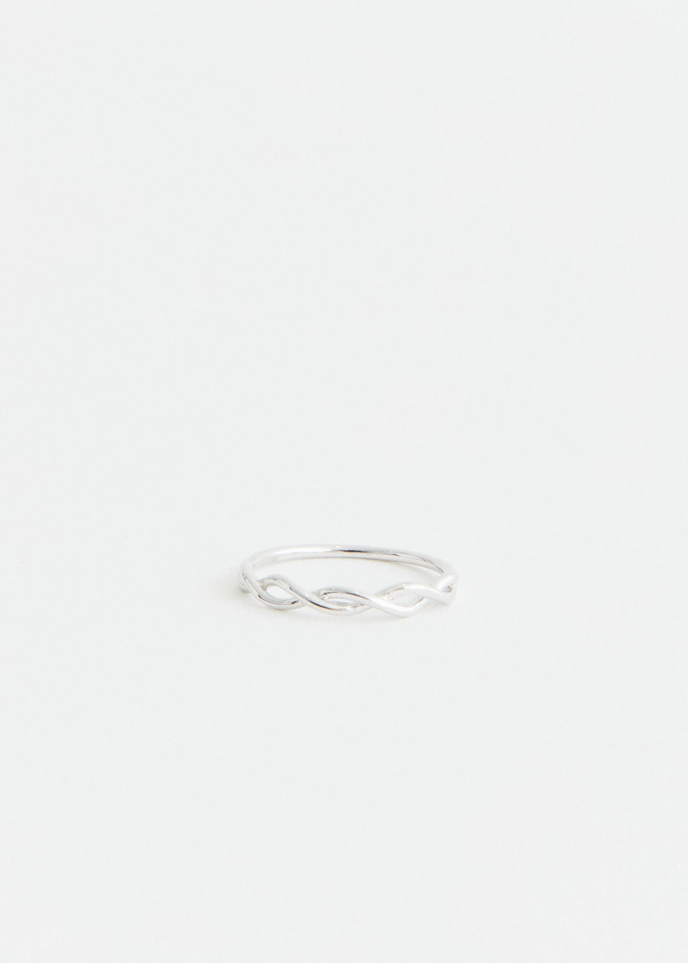 Slim Twist Ring