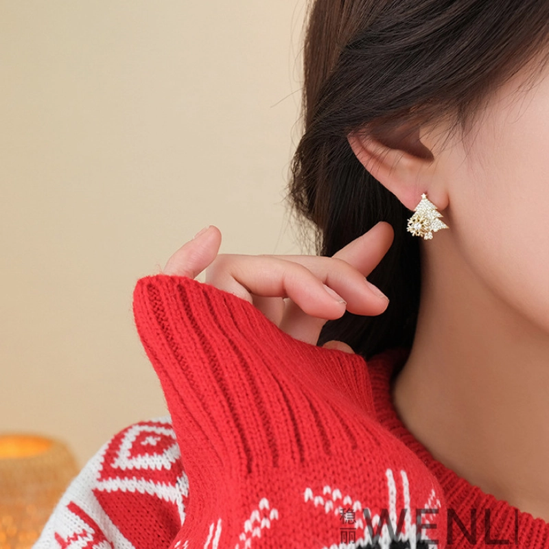 Spinning Snowflake Christmas Tree Earrings