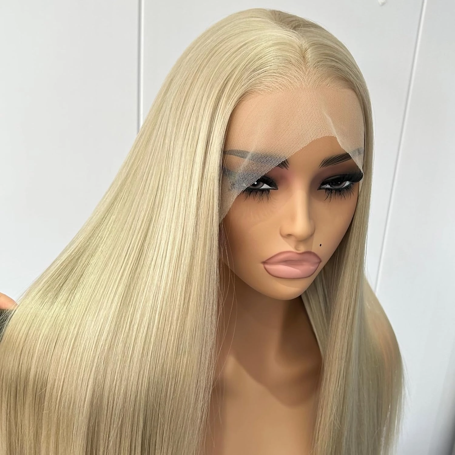 Unique Ash Blonde Long Straight Synthetic Lace Wig Free Part Natural Hairline Glueless Long Blonde Straight Lace Front Wigs for Women Daily Party Cosplay
