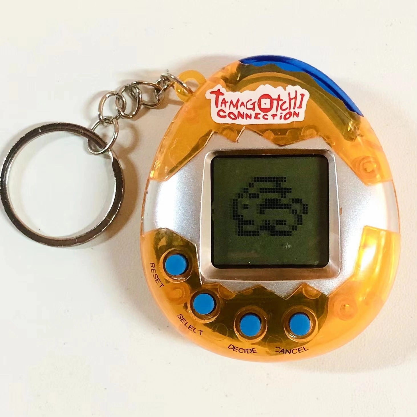 Wholesale hot sale children's miniature virtual pet developing game machine electric classic nostalgic handheld mini pet machine