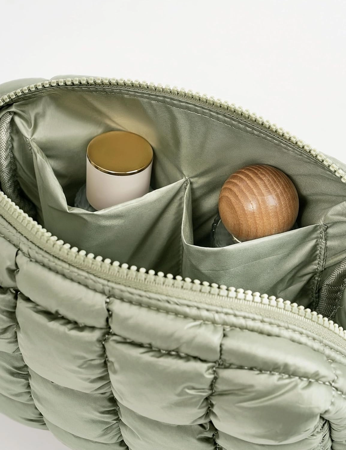Yarnic Quilted Makeup Bag Cosmetic Bag, Travel Toiletry Bag for Women, Cute Makeup Bag Organizer Puffer Makeup Pouch (M, Sage Green)